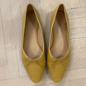 Yellow Loeffler Randall Flats